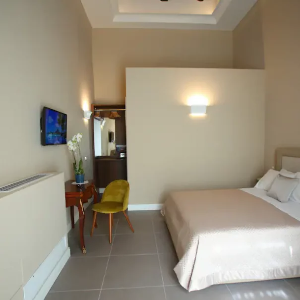 B&B San Paolo Rooms – Maschio Angioino