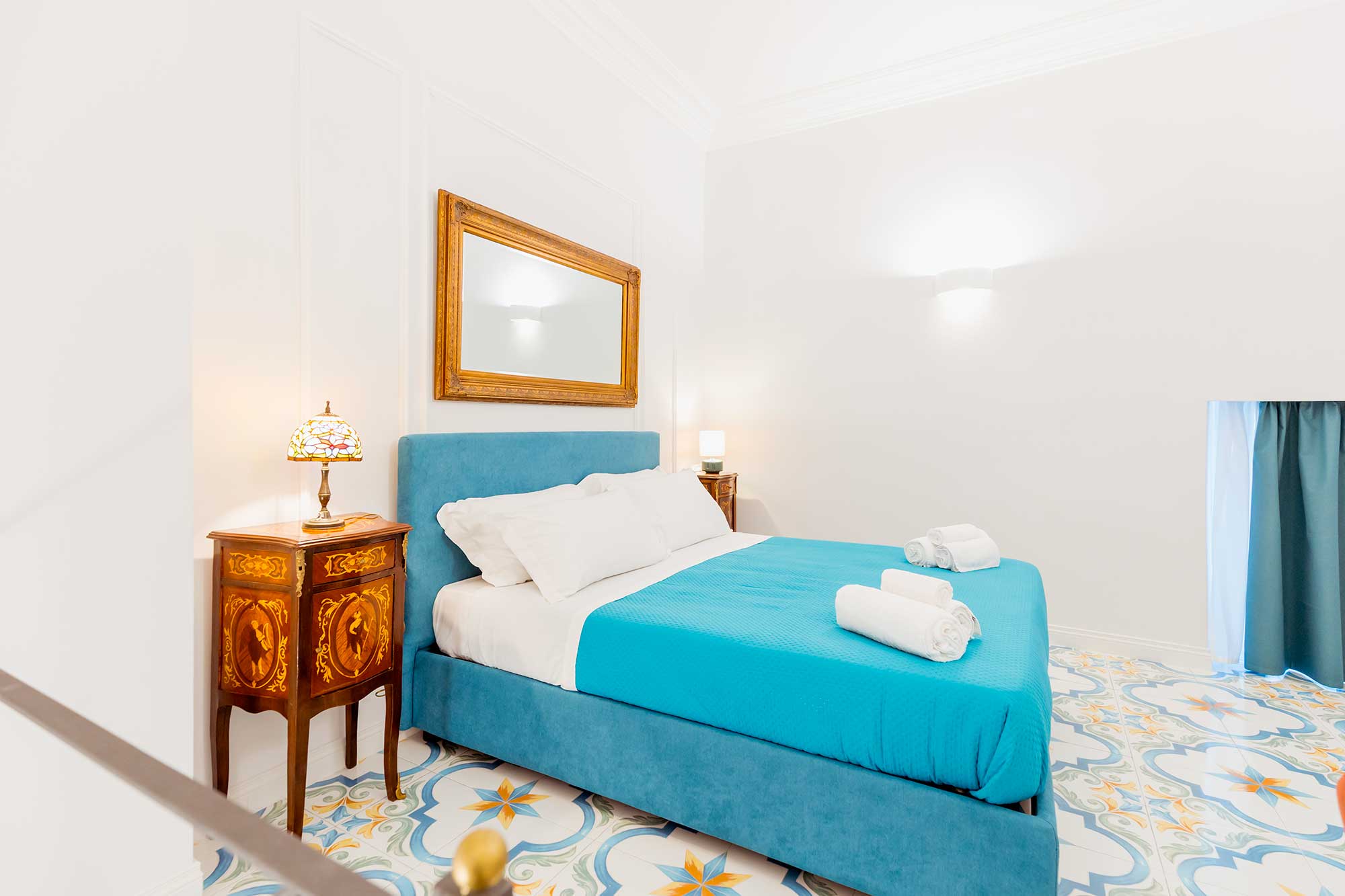Atri Rooms Centro Storico Napoli – Chiaia Room 12