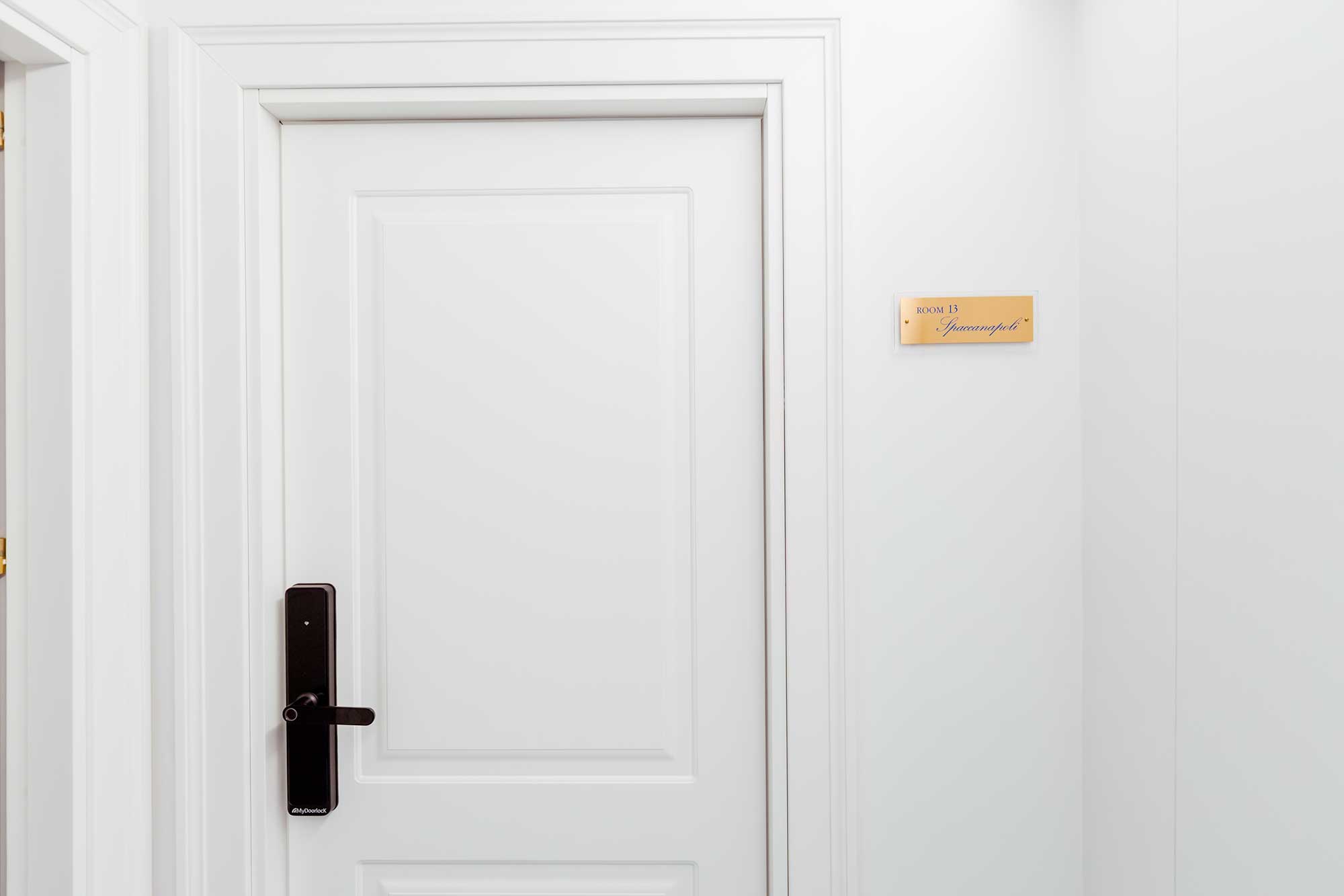 Atri Rooms Centro Storico Napoli – Spaccanapoli Room 13