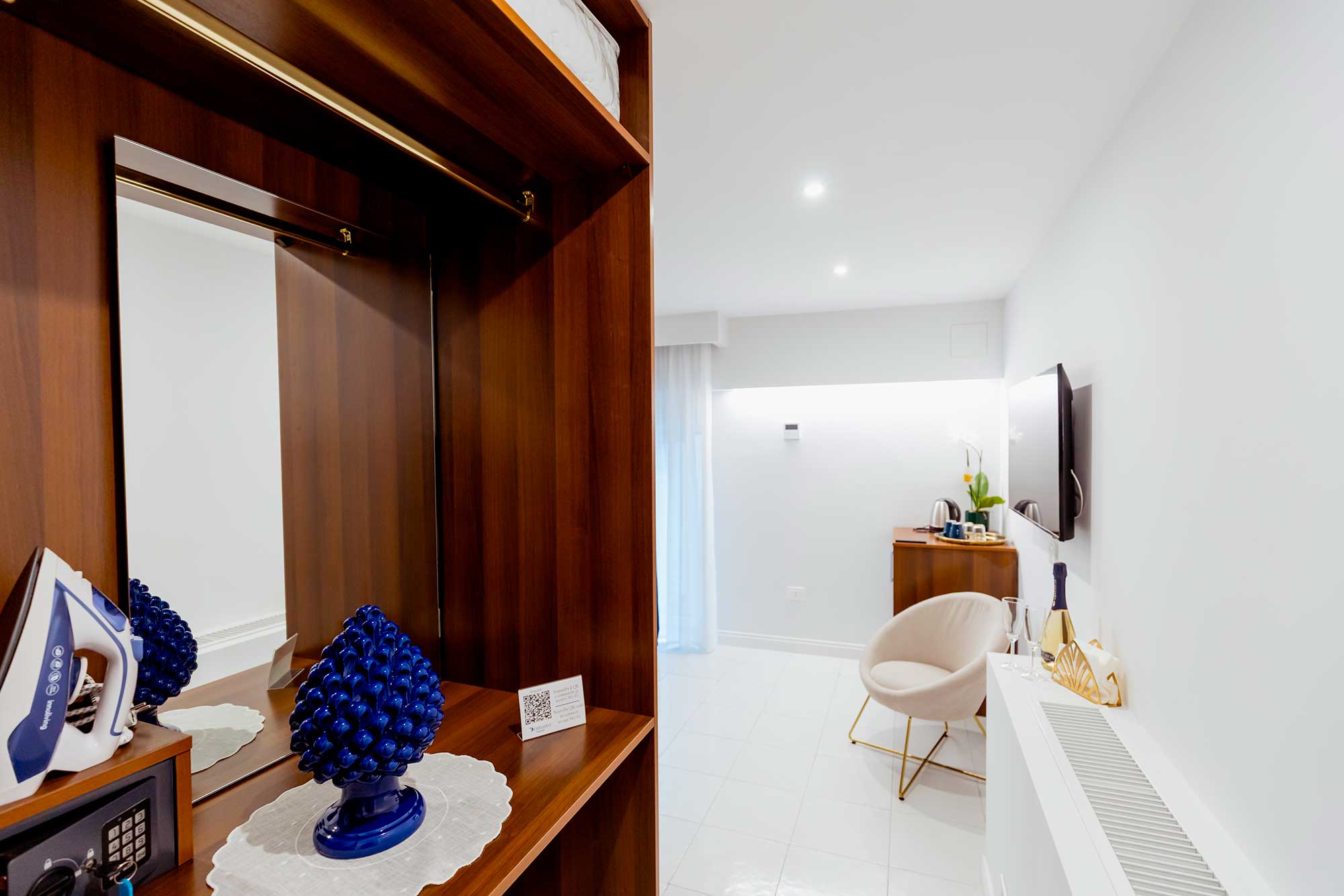 Atri Rooms Centro Storico Napoli – Megaride Room 14