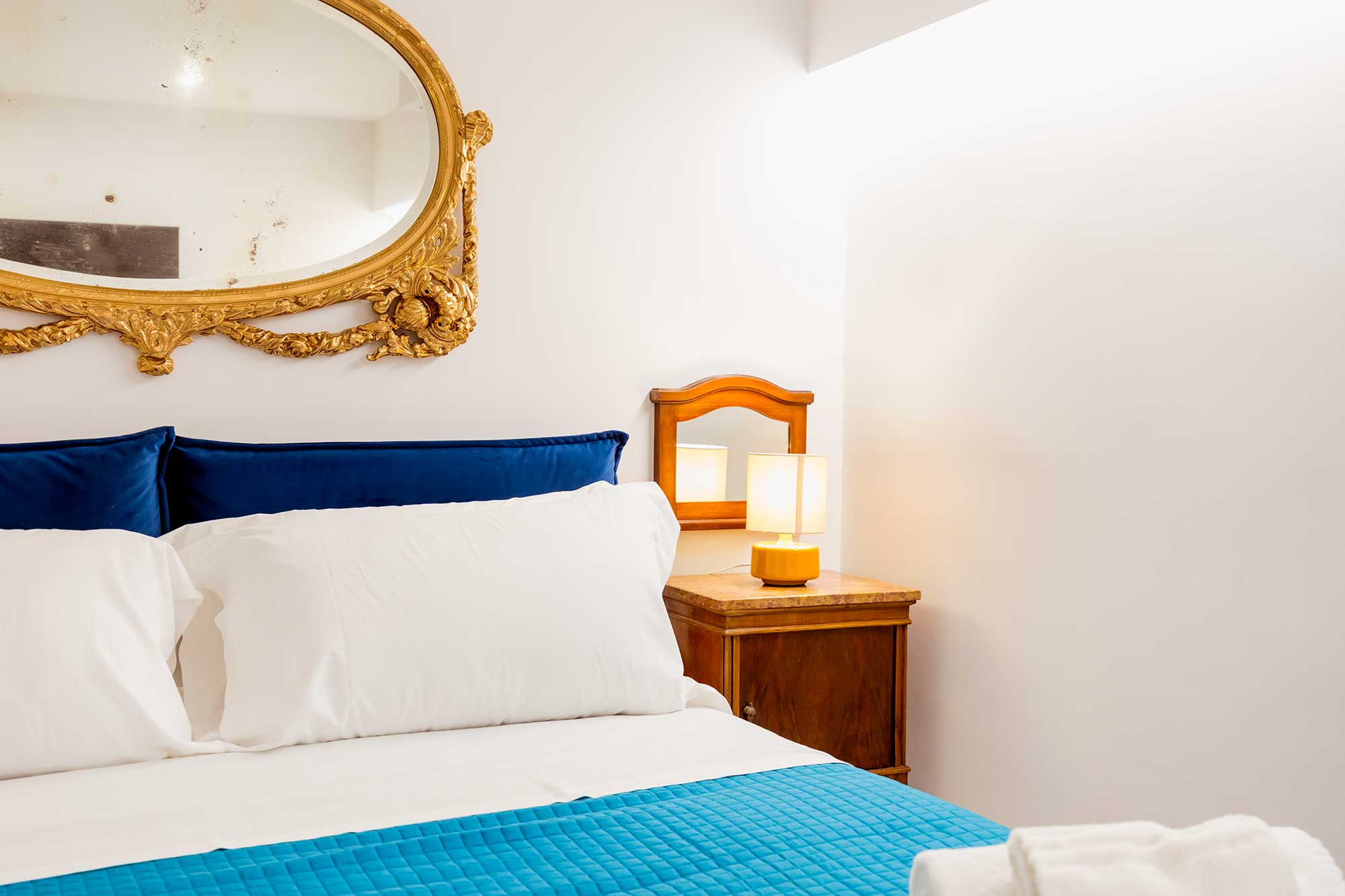 Atri Rooms Centro Storico Napoli – Megaride Room 14