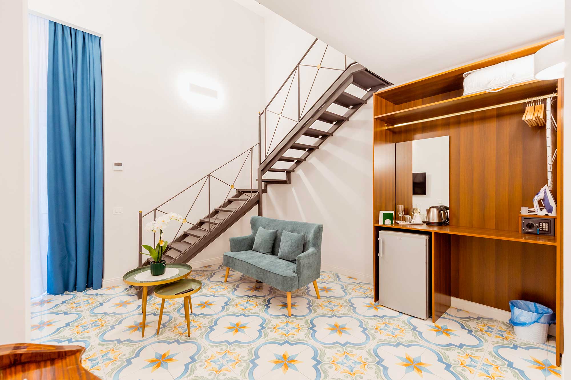 Atri Rooms Centro Storico Napoli – Plebiscito Room 2