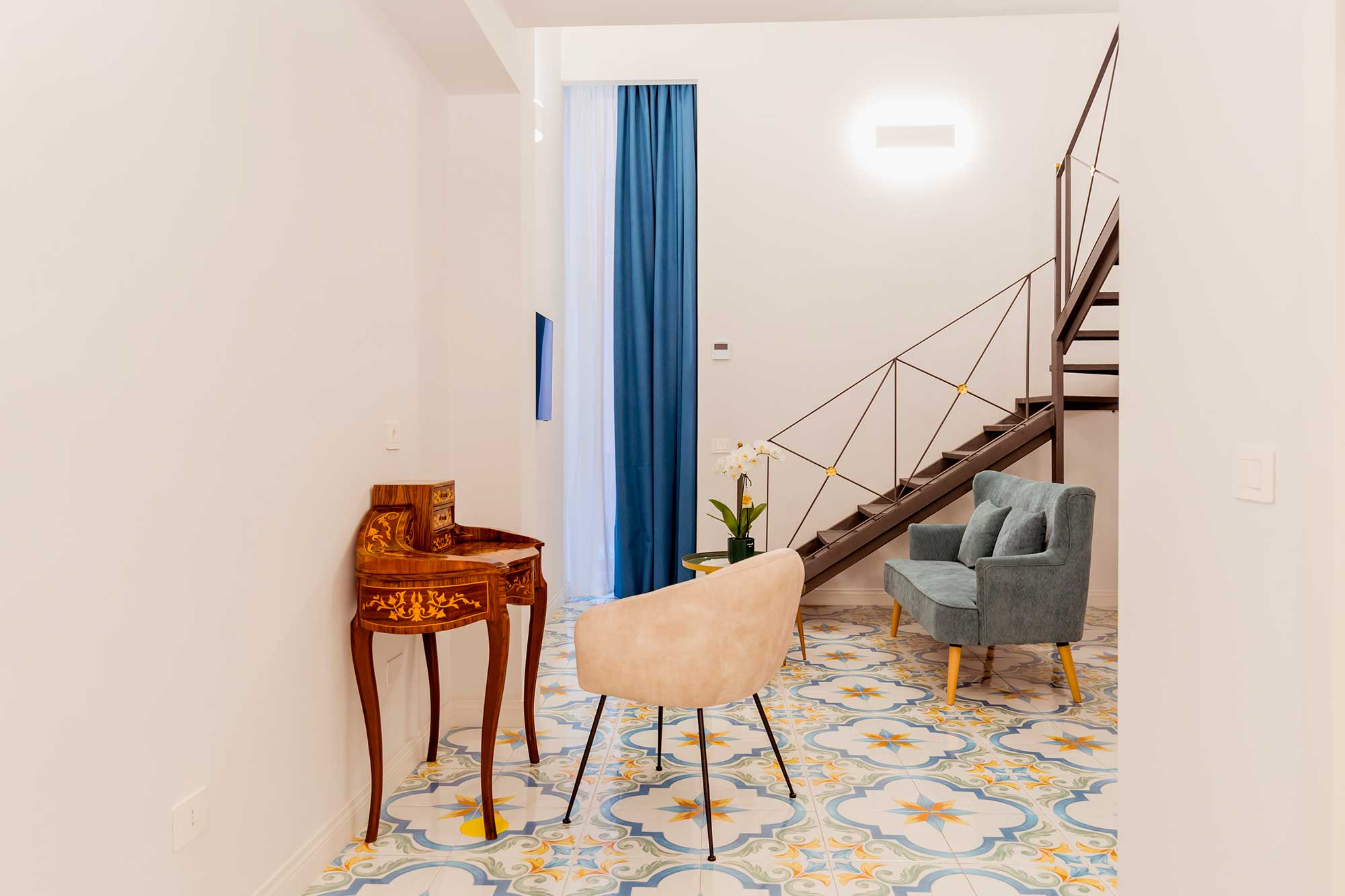 Atri Rooms Centro Storico Napoli – Plebiscito Room 2