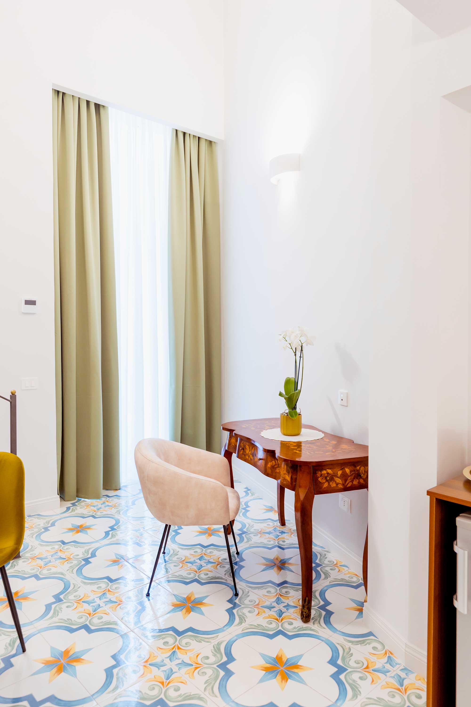 Atri Rooms Centro Storico Napoli – Posillipo Room 3