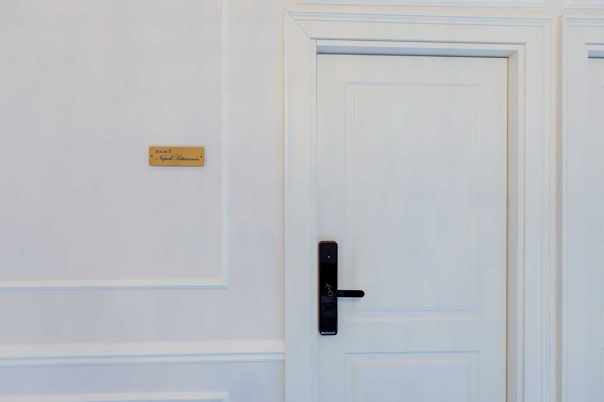 Atri Rooms Centro Storico Napoli – Napoli Sotterranea Room 5