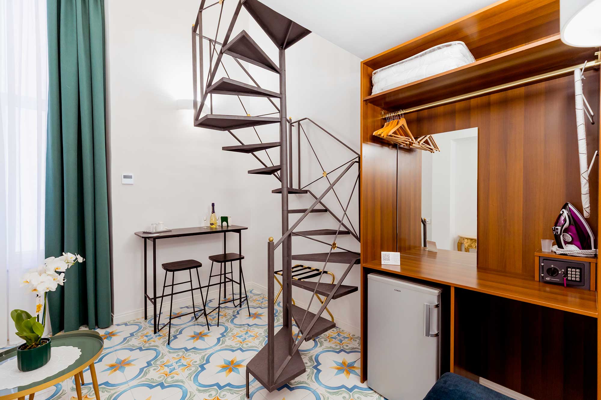 Atri Rooms Centro Storico Napoli – San Gregorio Armeno Room 6