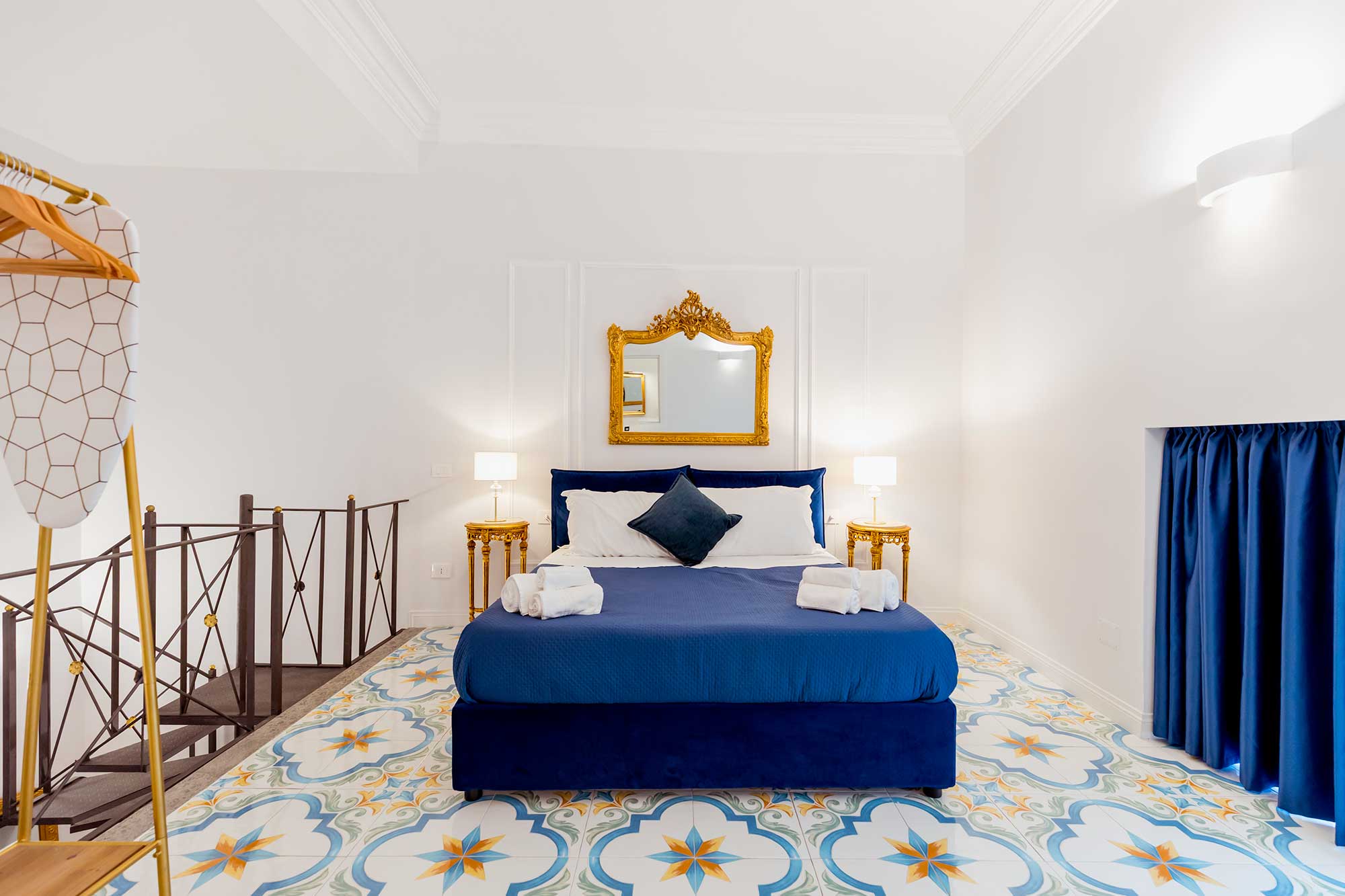 Atri Rooms Centro Storico Napoli – Santa Chiara Room 7