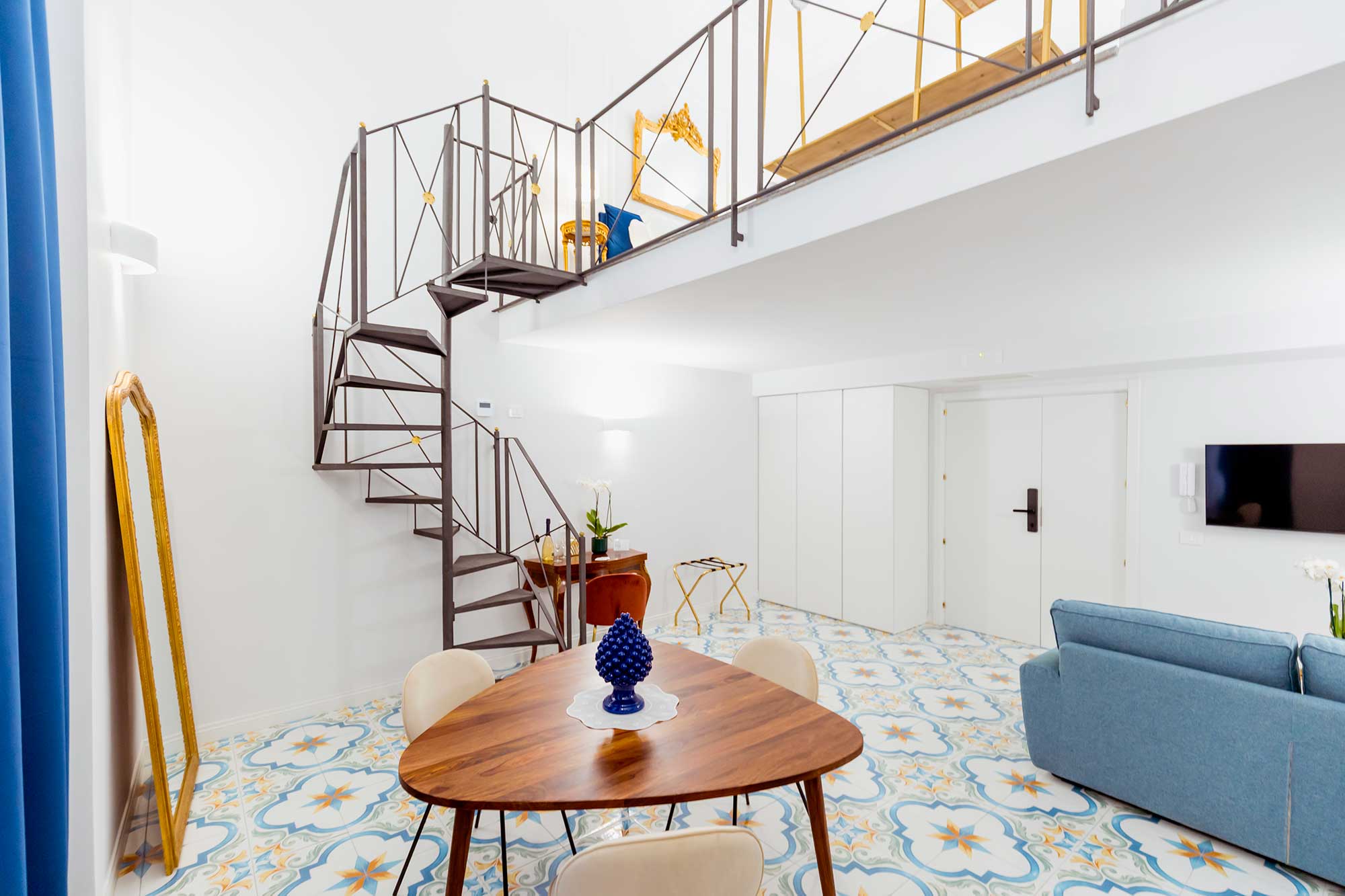 Atri Rooms Centro Storico Napoli – Santa Chiara Room 7
