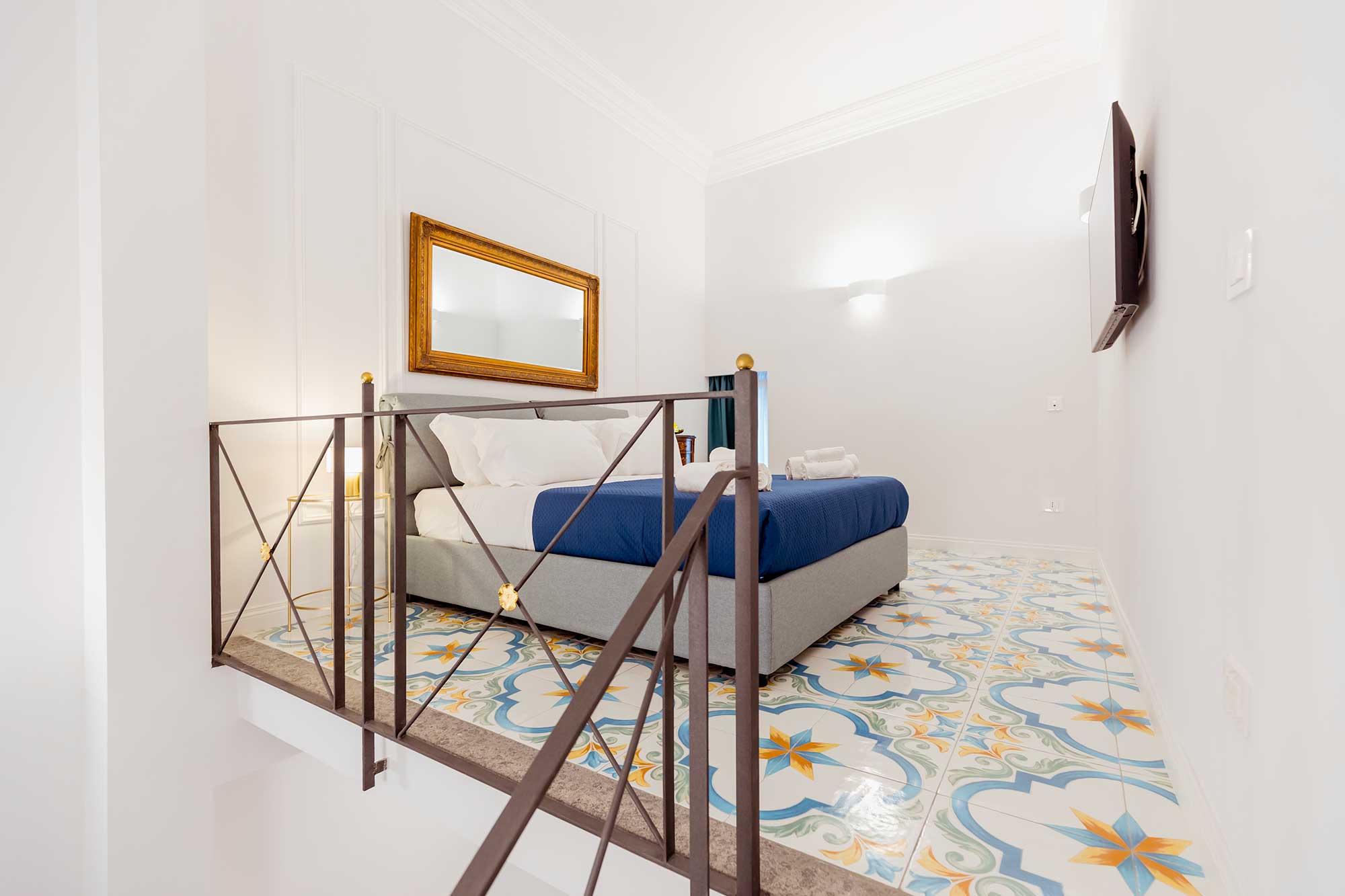 Atri Rooms Centro Storico Napoli – Vesuvio Room 8