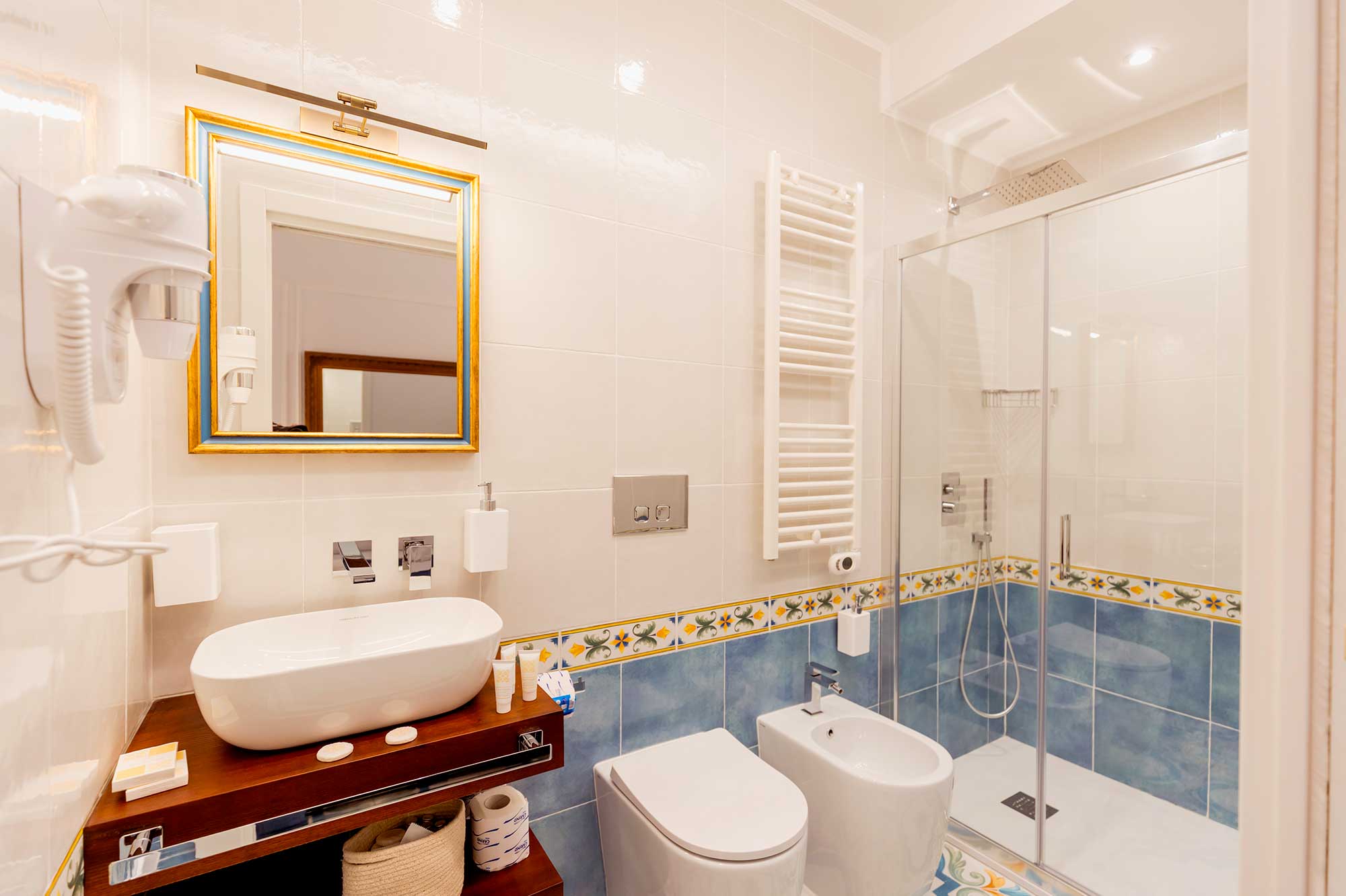 Atri Rooms Centro Storico Napoli – Campi Flegrei Room 9