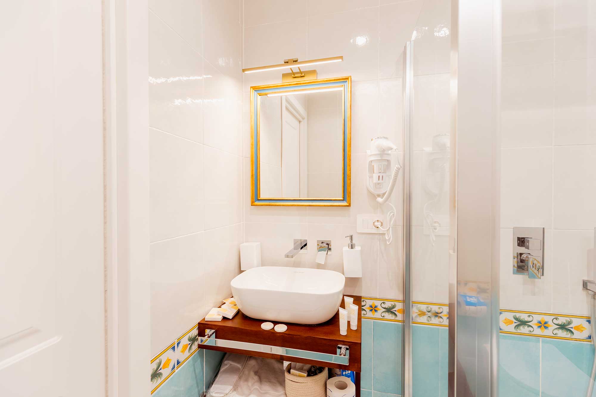 Atri Rooms Centro Storico Napoli – San Martino Room 1